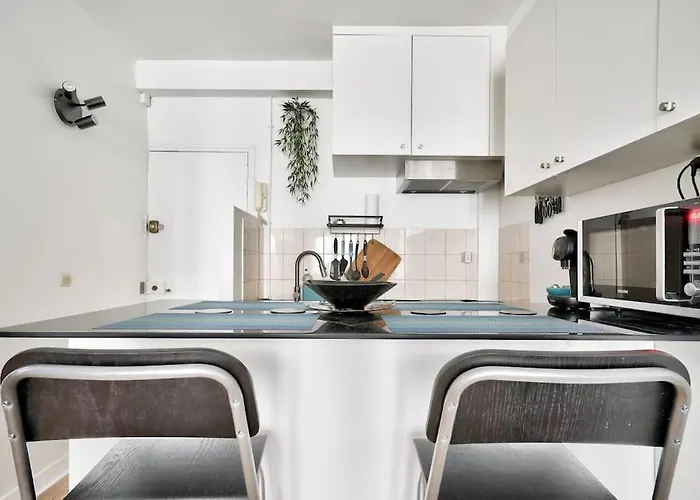 1 Bedroom Flat 10 Min From Place De La Bastille * Παρίσι